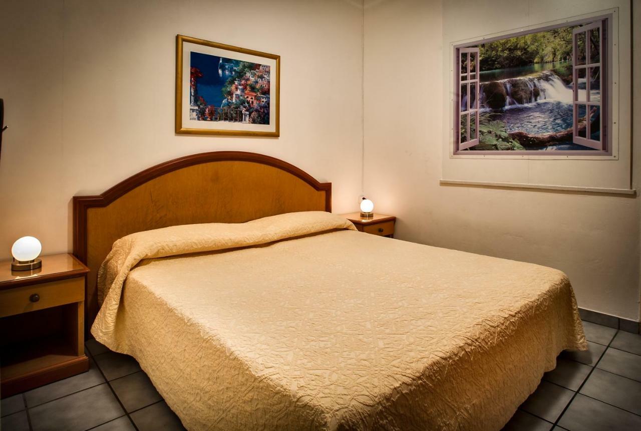 Easyrooms Dell'Angelo لوكارنو المظهر الخارجي الصورة